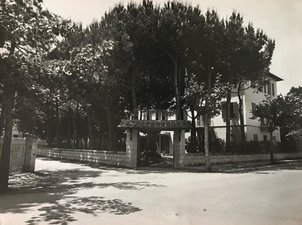 Hotel La Pineta Al Mare Forte dei Marmi Exterior foto